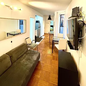 Stunning Two Bed Apt Hells Kitchen Apartment New York