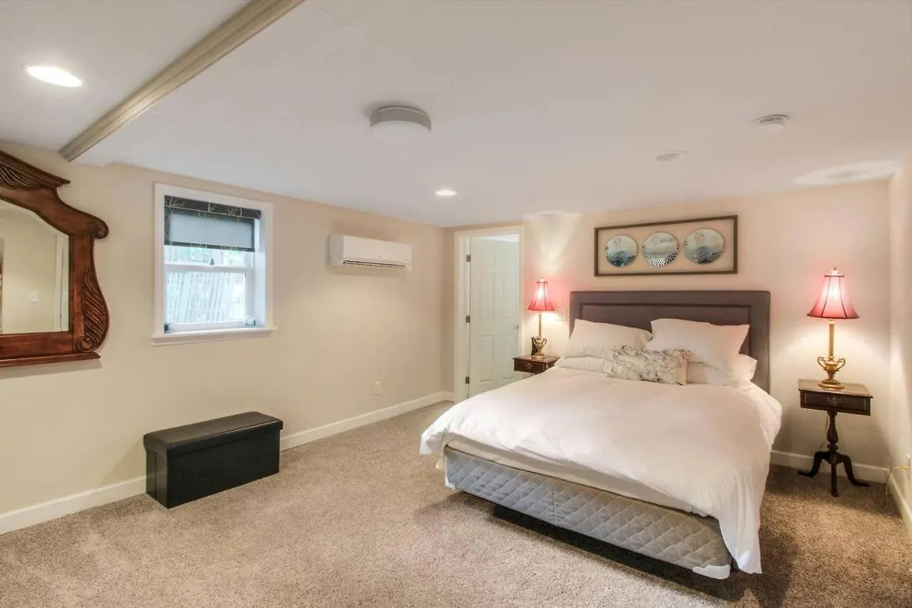 Old Hickory Hideout!!! Basement Apartment Nashville