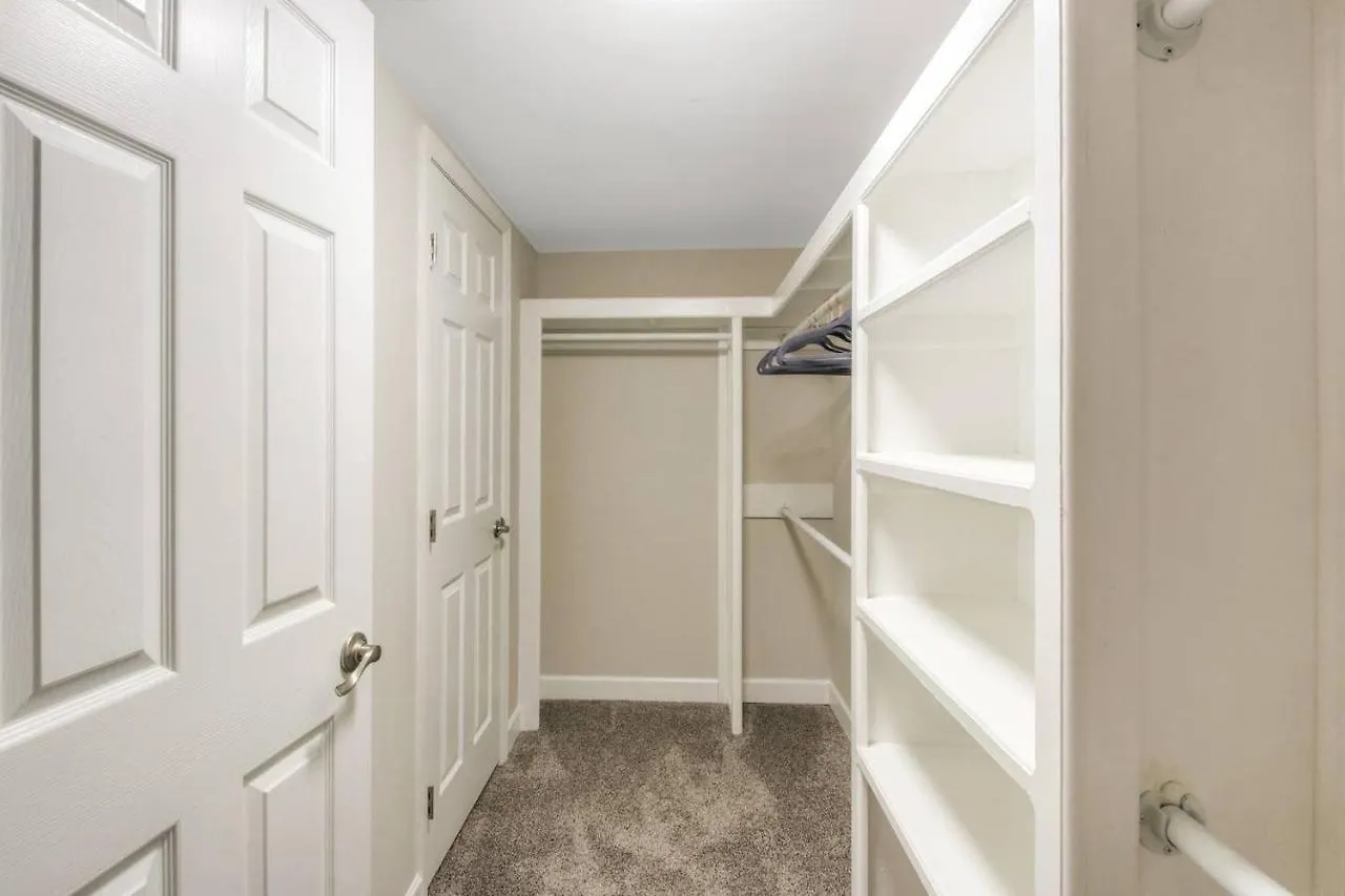 Old Hickory Hideout!!! Basement Apartment Nashville 0*,